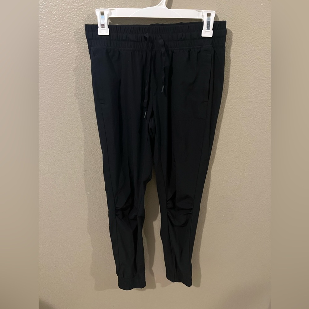 Fablethics joggers
